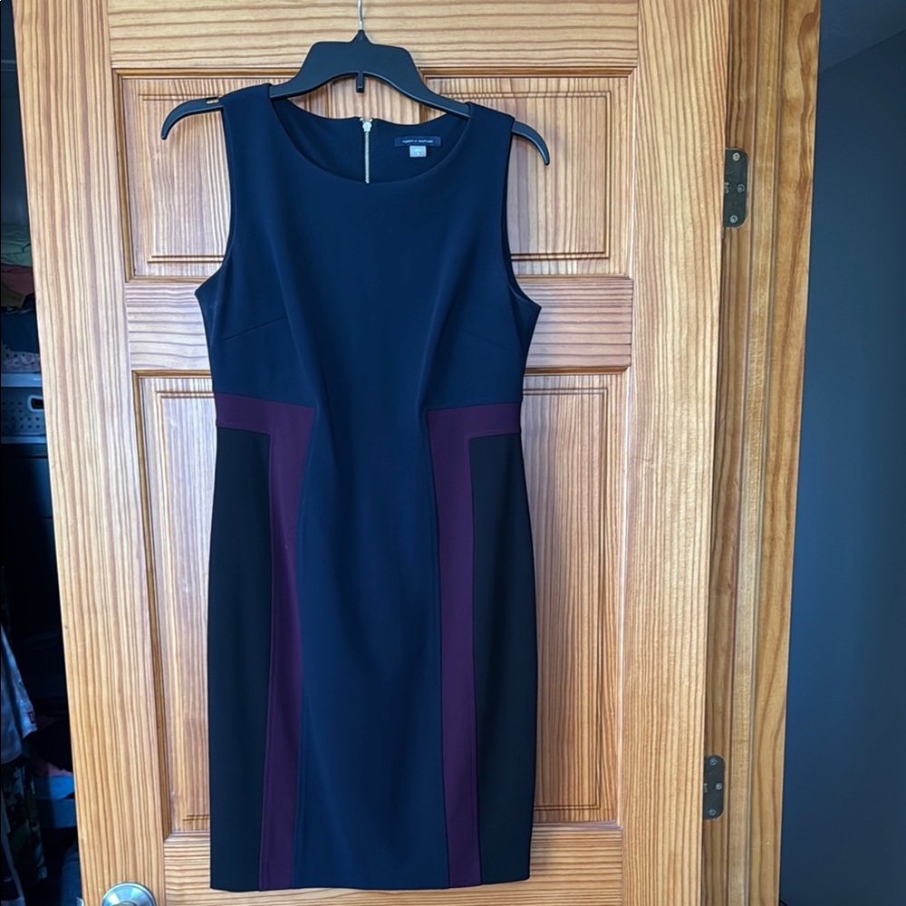 Tommy Hilfiger Black and Red Sheath Dress Sleeveless Crew Neck Midi